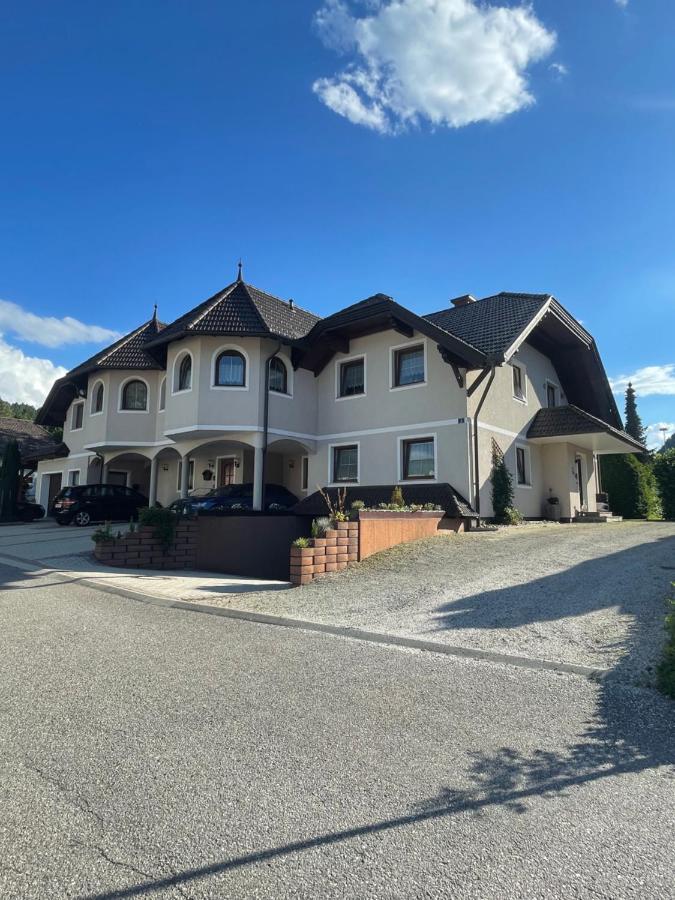 Haus Zum Glueck Apartment Райфниц Екстериор снимка