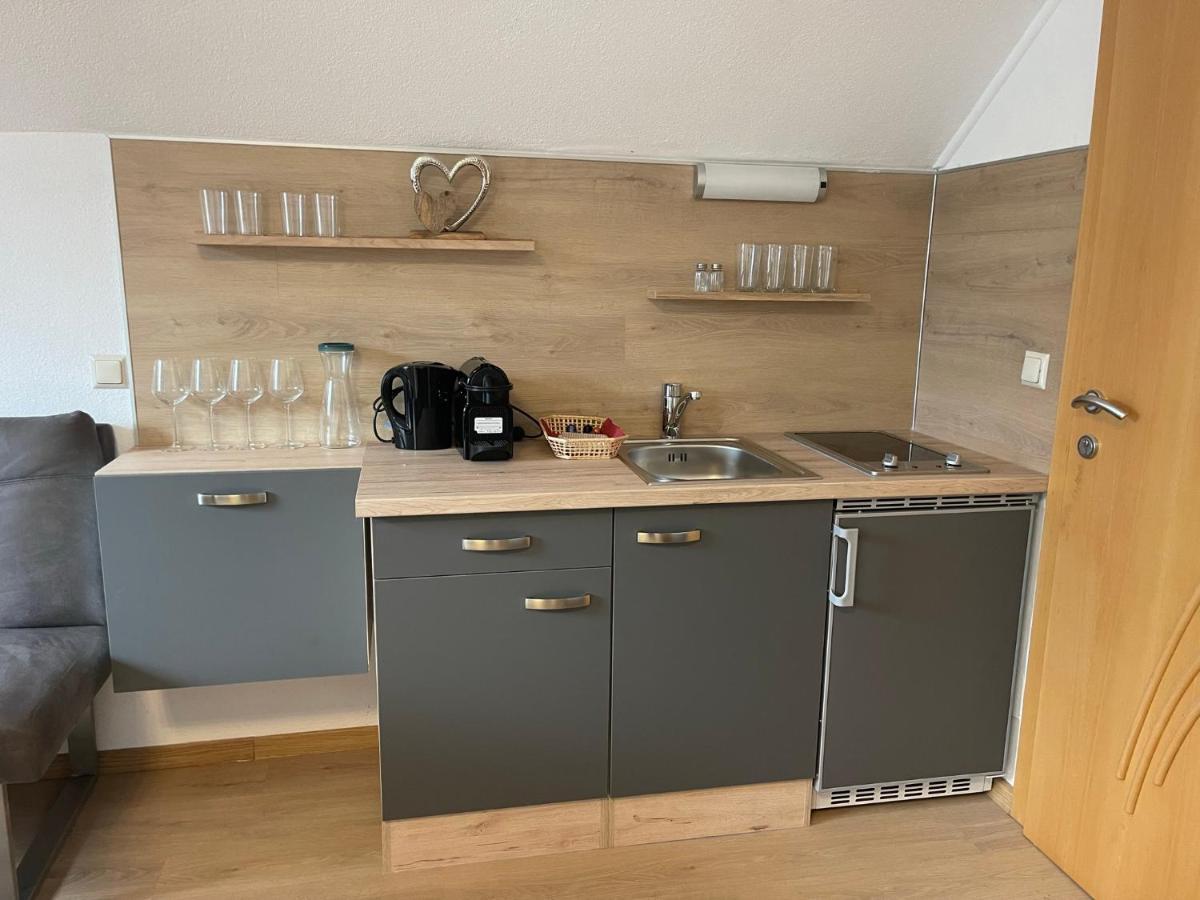 Haus Zum Glueck Apartment Райфниц Екстериор снимка