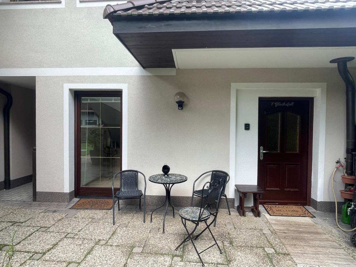 Haus Zum Glueck Apartment Райфниц Екстериор снимка